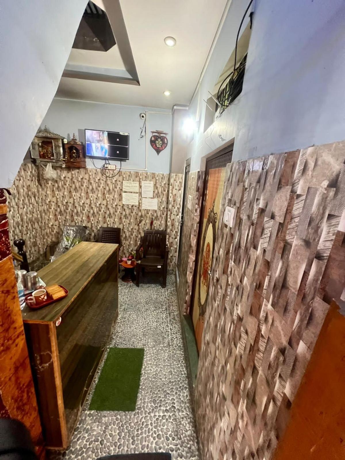 Maa Durga Inn Варанаси Экстерьер фото